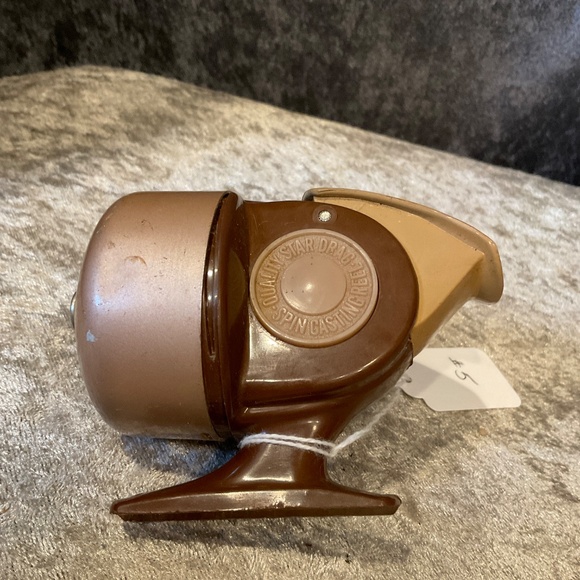 Vintage Quality Star Drag Spin Casting Reel - Picture 2 of 4